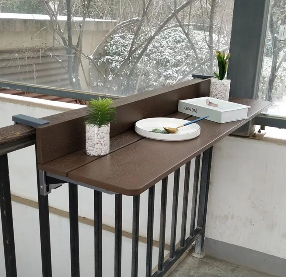 Мини-столик для балкона