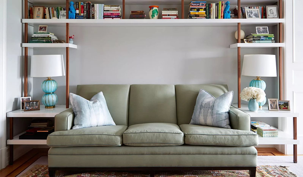 4 варианта, как использовать пустую стену над диваном