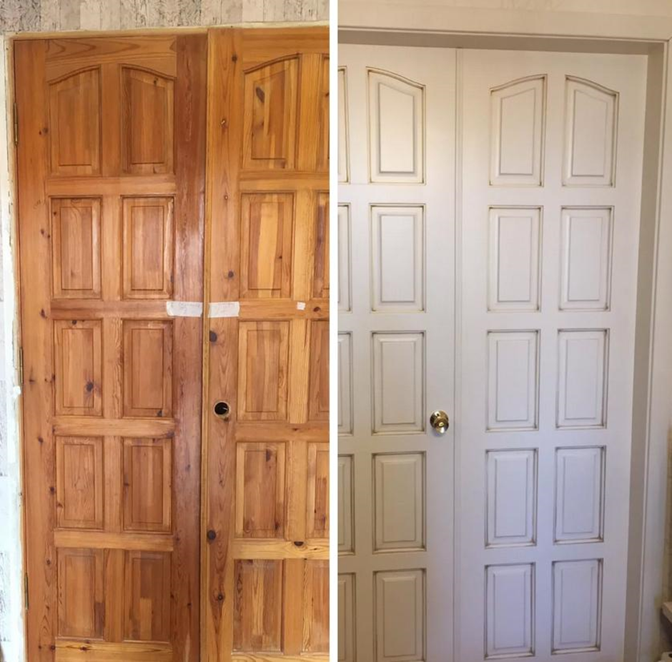 Особенности реставрации белой двери.